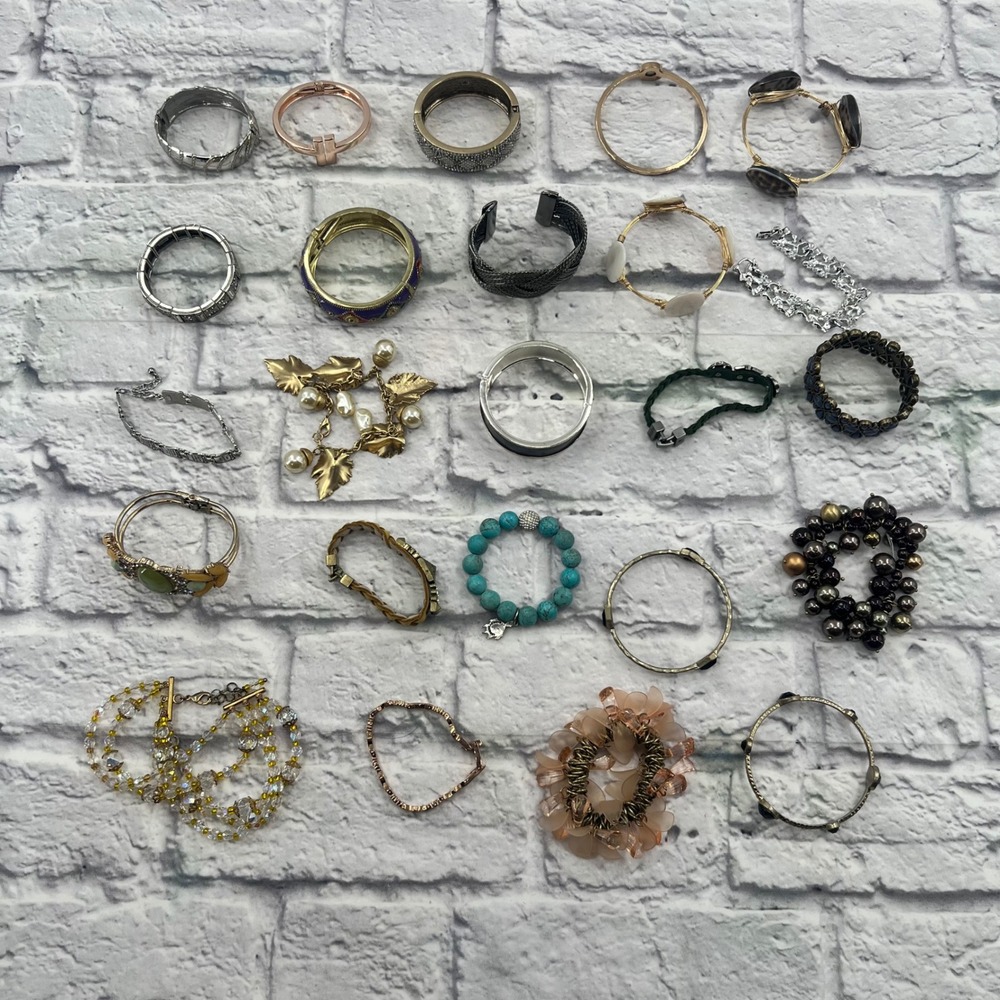 Lot of 24 Mixed Costume Jewelry Bracelets Gold Silver Beaded Bangle Cuff Set